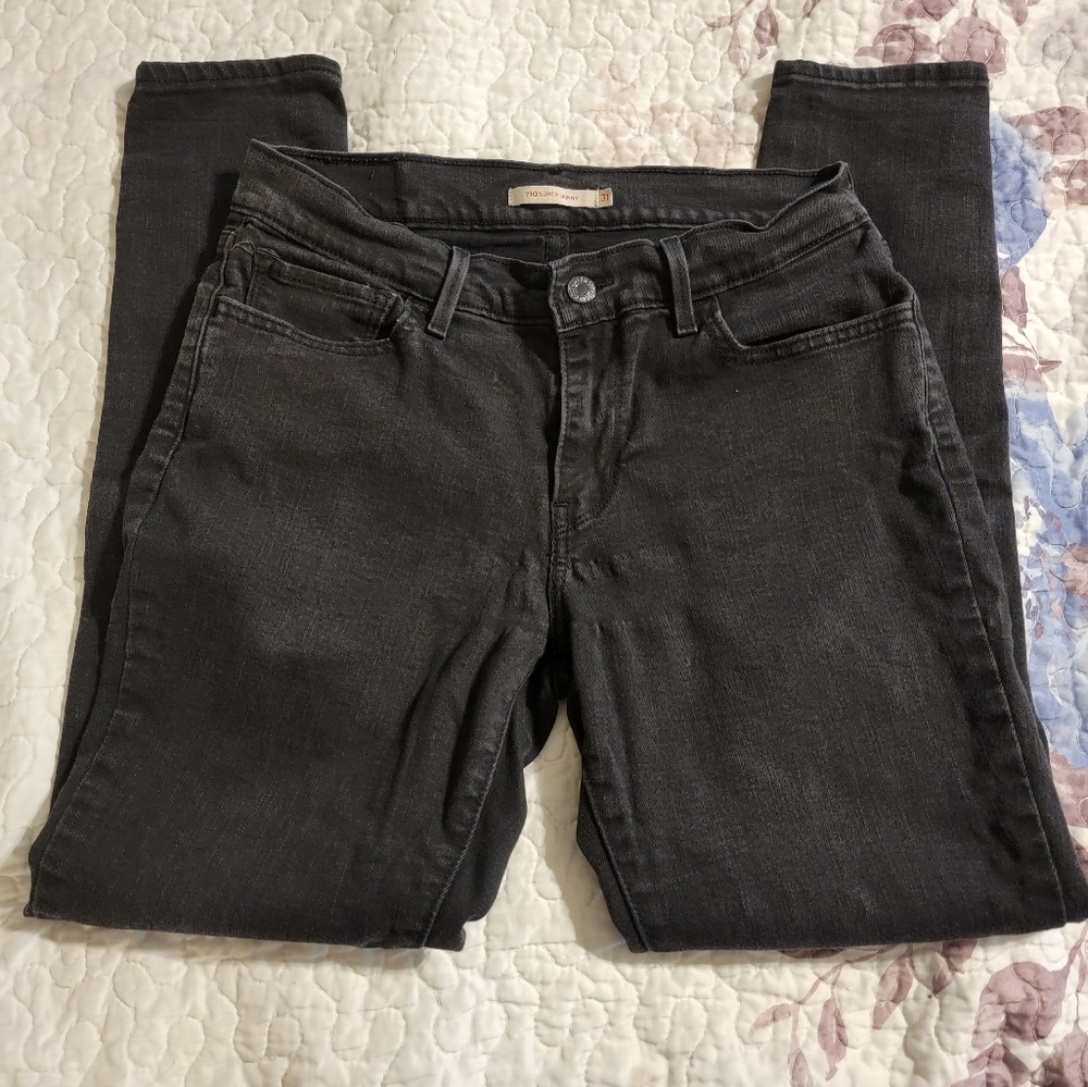 Levi's 710 Black Super Skinny Jeans